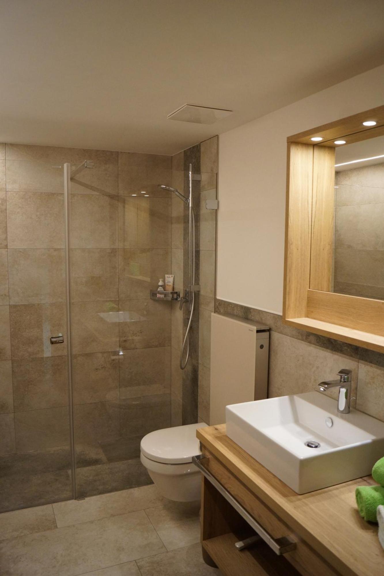Drexel Apartment *